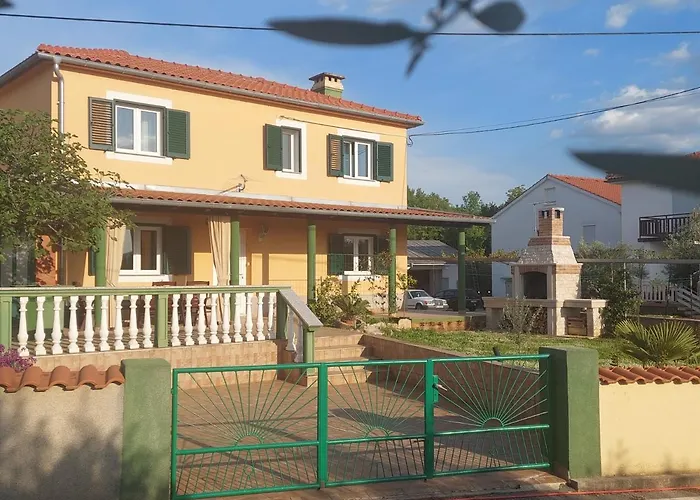 Vila Paula